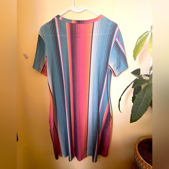 NWOT Crazy Train T-Shirt Dress Striped Turquoise Pink Dress w/pockets Small - Picture 4 of 7